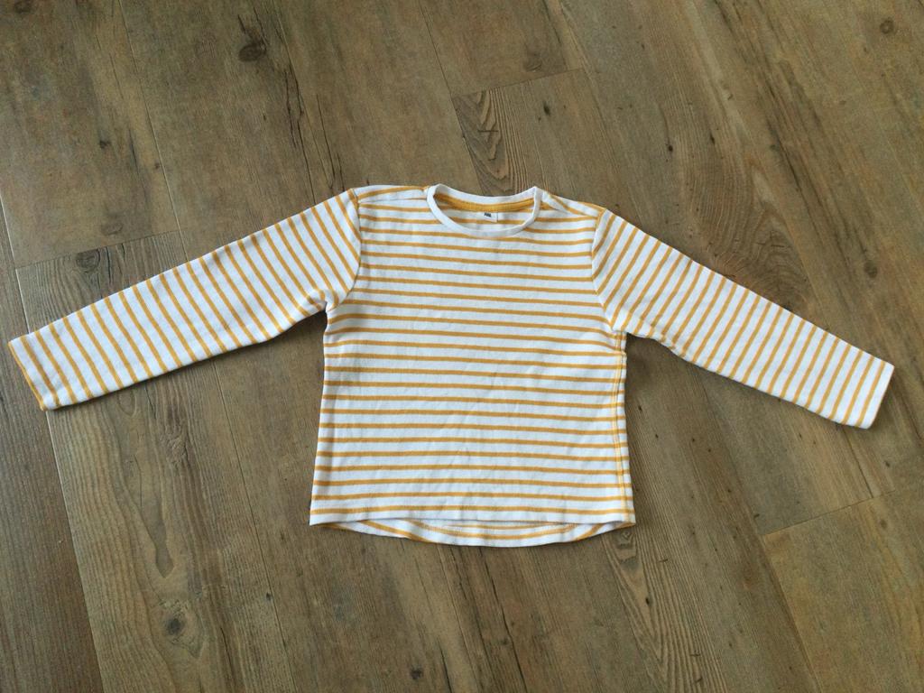 Zomerse gestreepte trui maat 122-128 in nieuwstaat, Ophalen of Verzenden, Nieuw, Jongen of Meisje, Trui of Vest