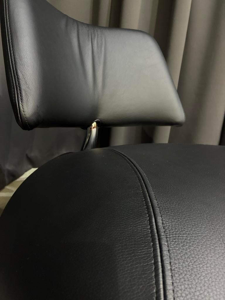 Leolux Pallone fauteuil - Nieuw Zwart leer