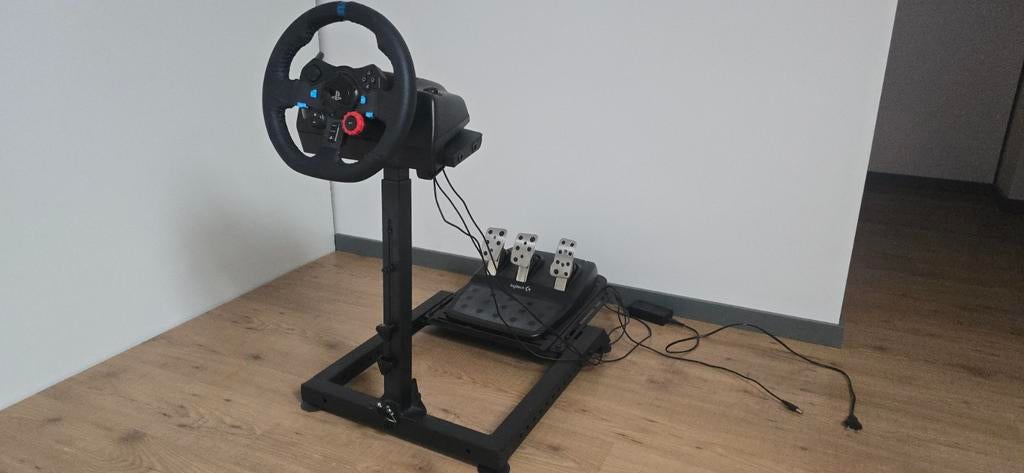 Logitech G29 racestuur met pedalen en Playseat standaard, Ophalen, Gebruikt, 1 speler, Racen en Vliegen