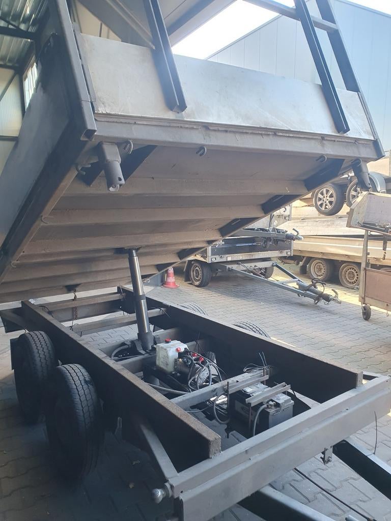 Kipper 2700kg 310x185 beresterk  nu 2750 euro marge