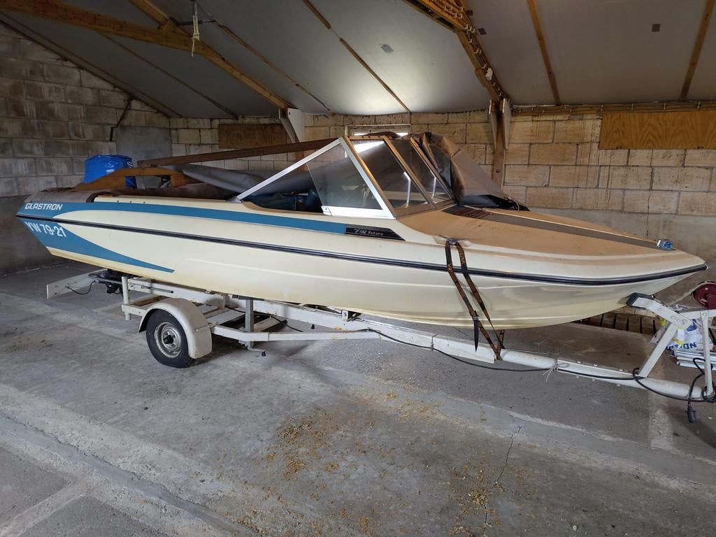 Speedboot Glastron met trailer en buitenboord motor, Watersport en Boten, Ophalen, Gebruikt, Minder dan 70 pk, 3 tot 6 meter