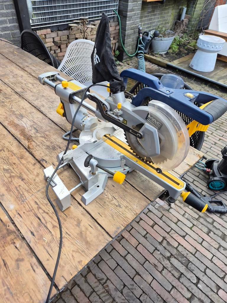 Mac Allister 30cm radiale afkortzaag, Gebruikt, 70 mm of meer, Ophalen of Verzenden, Afkortzaag