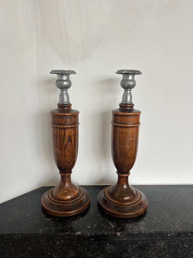 Schitterende kandelaars, eikenhout met zilveren kaarshouder, Ophalen of Verzenden, Zilver