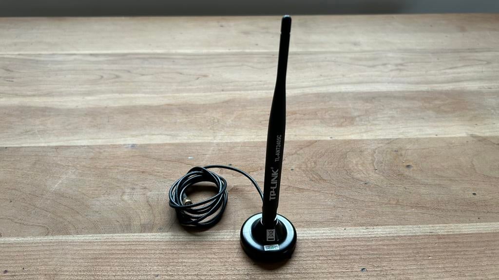 TP-Link TL-ANT2405C WIFI versterker, Ophalen of Verzenden, Zo goed als nieuw