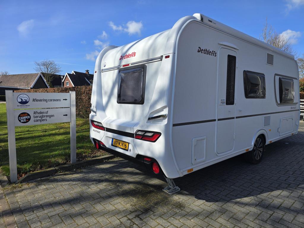 Dethleffs Nomad 490 EST met AC, mover en badkamer, Caravans en Kamperen, Bedrijf, Treinzit, Tot en met 3, Dethleffs