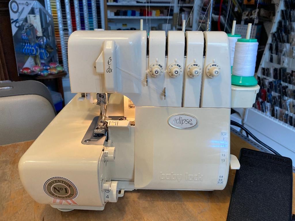 Babylock éclipse BLE1 - INRIJGEN MET LUCHT !!!, Overige merken, Japan, Babylock, Ophalen of Verzenden