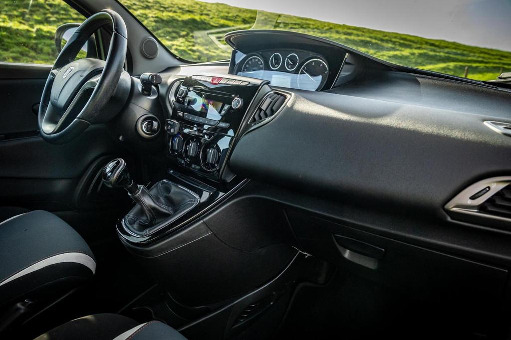 Lancia Ypsilon 1.3 MultiJet 16v | Cruise | Airco | LM Velgen, Auto's, Lancia, Met garantie (alle), 400 kg, Wit, Bedrijf