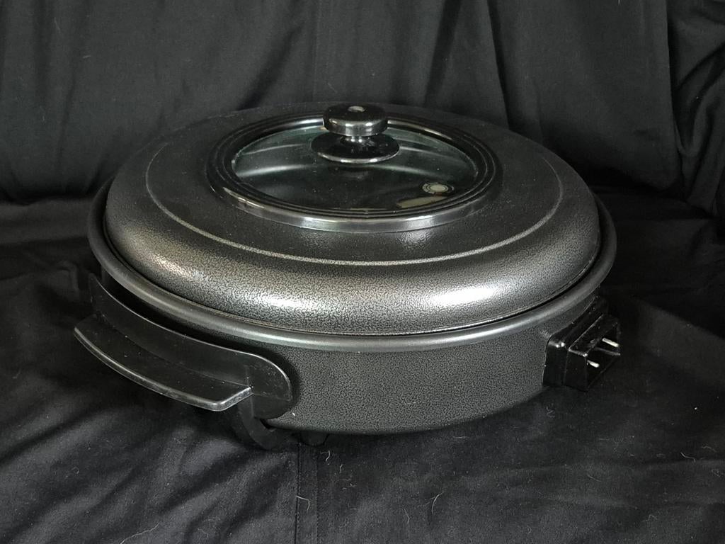 Hendi party pan 239506 40cm doorsnede, Ophalen of Verzenden, Gebruikt, Koekenpan of Braadpan