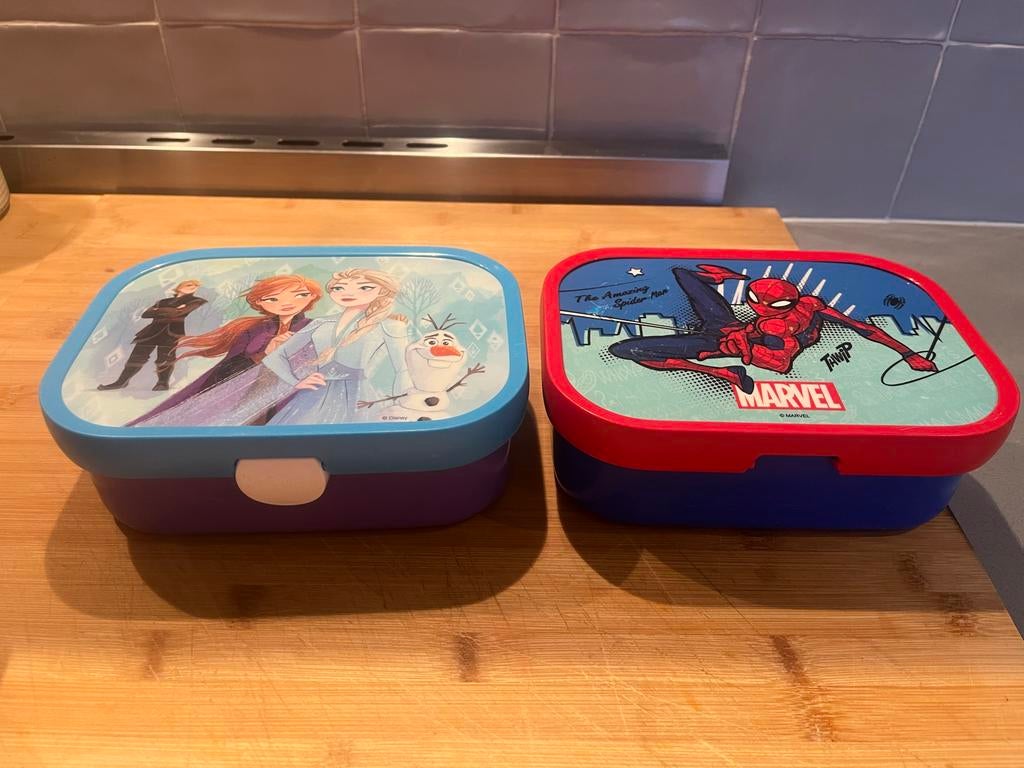 Broodtrommels Frozen & Spider-Man (2 stuks), Ophalen, Gebruikt