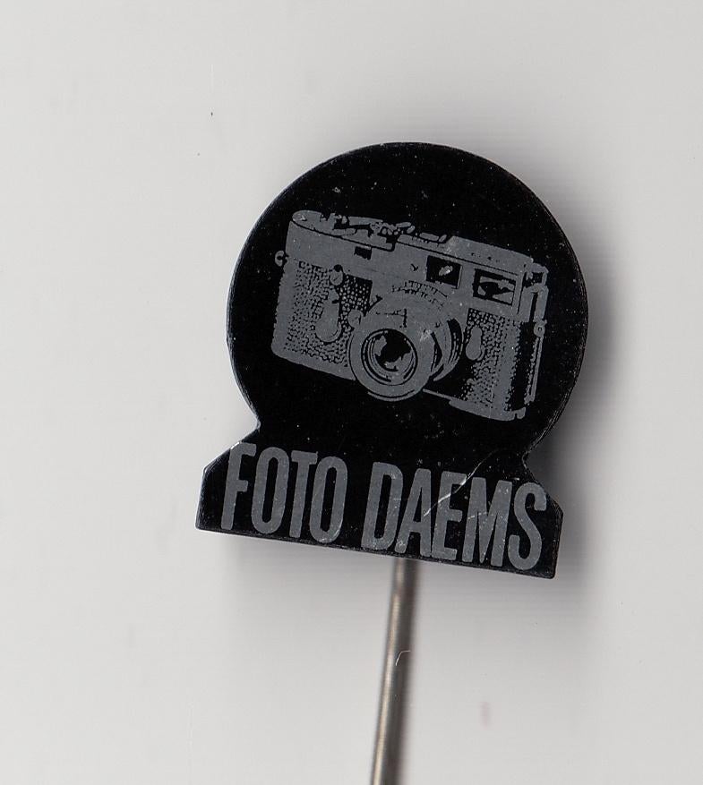 Foto Daems speldje, Gebruikt, Niet vindbaar, Niet vindbaar, Speldje of Pin