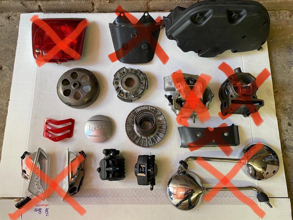 Te koop vespa gts 300cc onderdelen, Ophalen of Verzenden