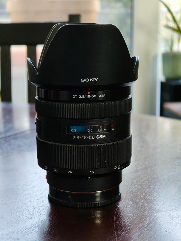 Sony 16-50mm f2.8 (SAL1650) Lens A-Mount, Audio, Tv en Foto, Fotografie | Lenzen en Objectieven, Ophalen of Verzenden, Gebruikt