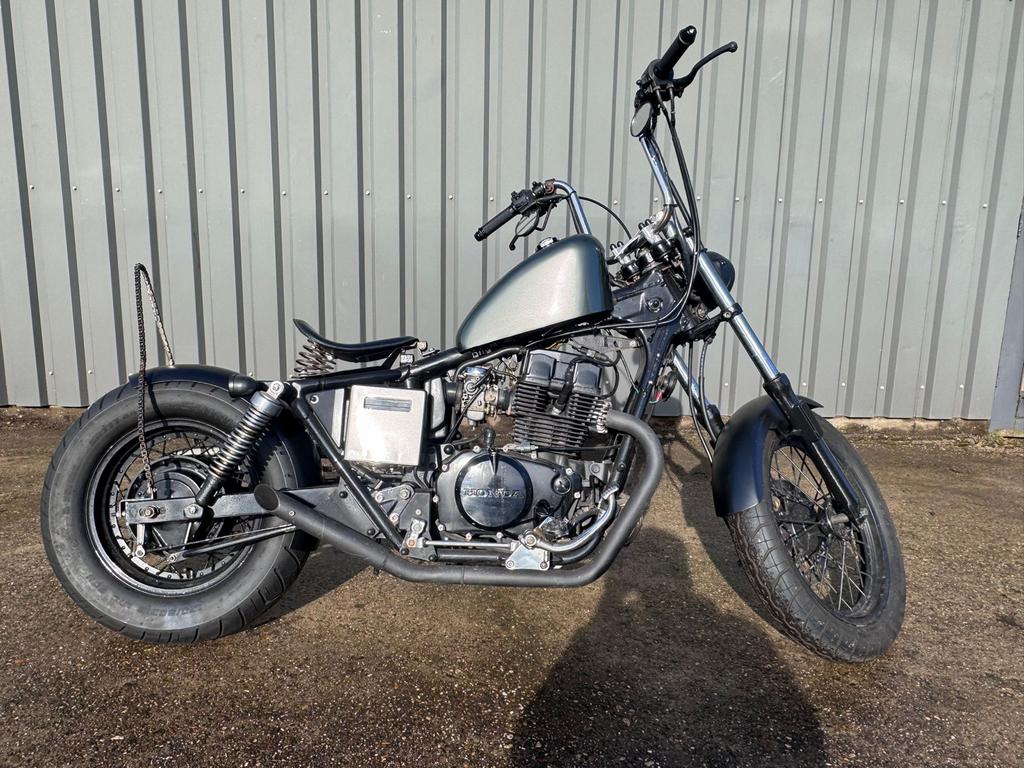 Honda Rebel CMX 450 C Custom Cruiser, 450 cc, 2 cilinders, Chopper, Particulier