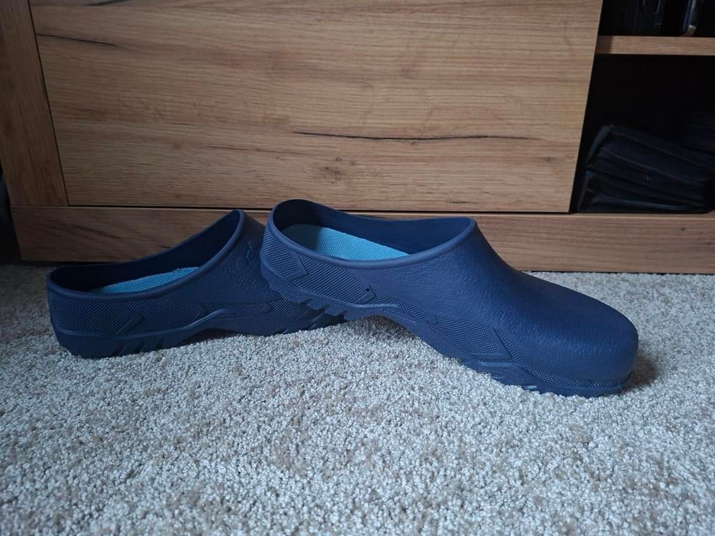 Waterdichte Crocs 45/46, Slippers, Blauw, Nieuw, Ophalen of Verzenden