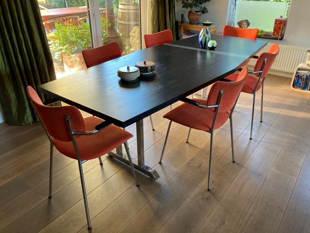 Eettafel. Lijkt op Gispen., Ophalen, Overige materialen, Modern / Vintage., 200 cm of meer