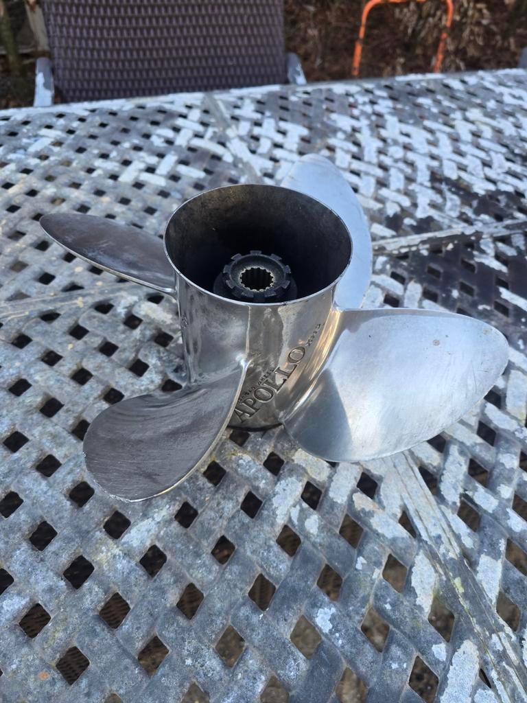 RVS 4 blads schroef 20 pitch, Watersport en Boten, Bootonderdelen, Ophalen of Verzenden, Motor en Techniek, Motorboot