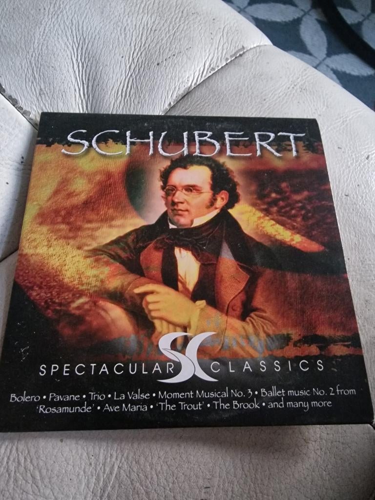 Schubert - Spectacular Classics CD, Cd's en Dvd's, Cd's | Klassiek, Ophalen of Verzenden, Zo goed als nieuw