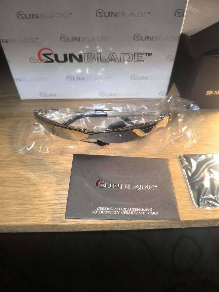 Nieuwe Sunblade SB100L zonnebrillen - omdoos van 6, Overige merken, Overige kleuren, Nieuw, Ophalen of Verzenden