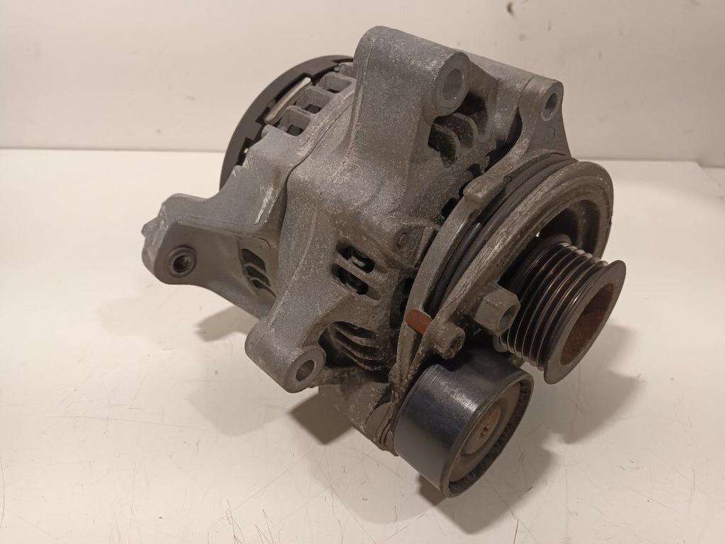 Dynamo BMW 1 serie, Auto-onderdelen, Motor en Toebehoren, BMW, Gebruikt, Herkomst onderdeel bekend, 12 maanden garantie, Ophalen of Verzenden