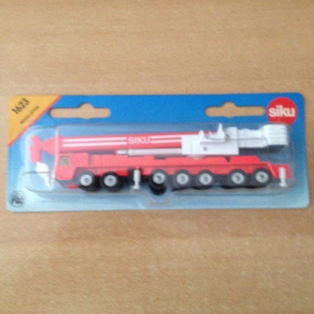 Siku 1623 Mega lifter mobiele kraan, Hobby en Vrije tijd, Ophalen of Verzenden, Nieuw, Overige typen