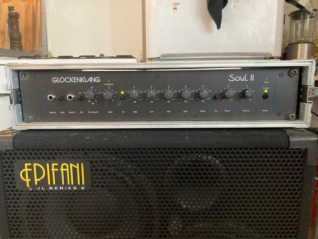 GLOCKENKLANG soul 2 basversterker., Muziek en Instrumenten, Versterkers | Bas en Gitaar, Ophalen, Gebruikt, Basgitaar, 100 watt of meer