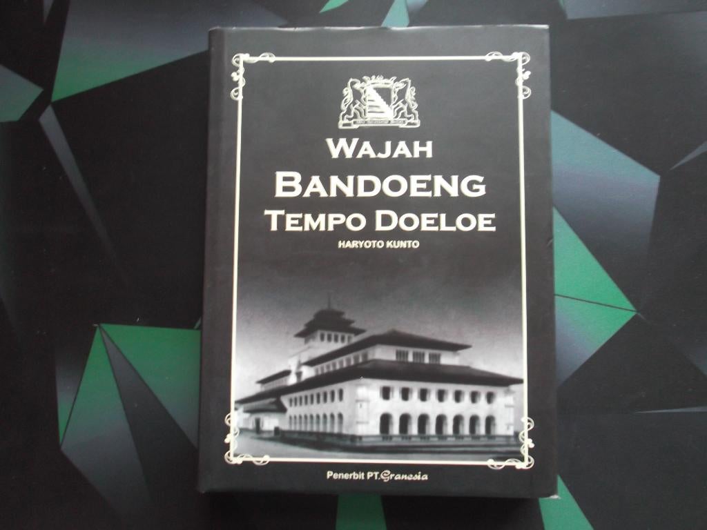 Wajah Bandoeng Tempo Doeloe. Bandung. Indonesië, Boeken, Geschiedenis | Vaderland, Zo goed als nieuw, 20e eeuw of later, Verzenden