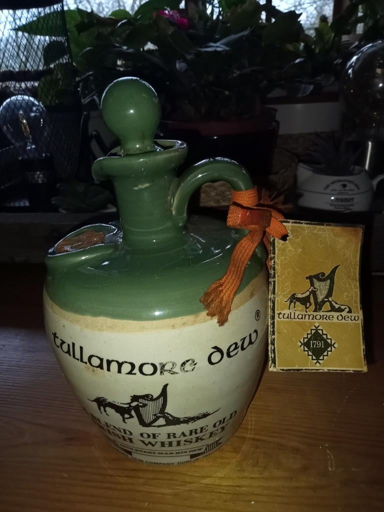 Stenen Whiskey kruik ( leeg), ca 20 cm hoog, Ophalen of Verzenden