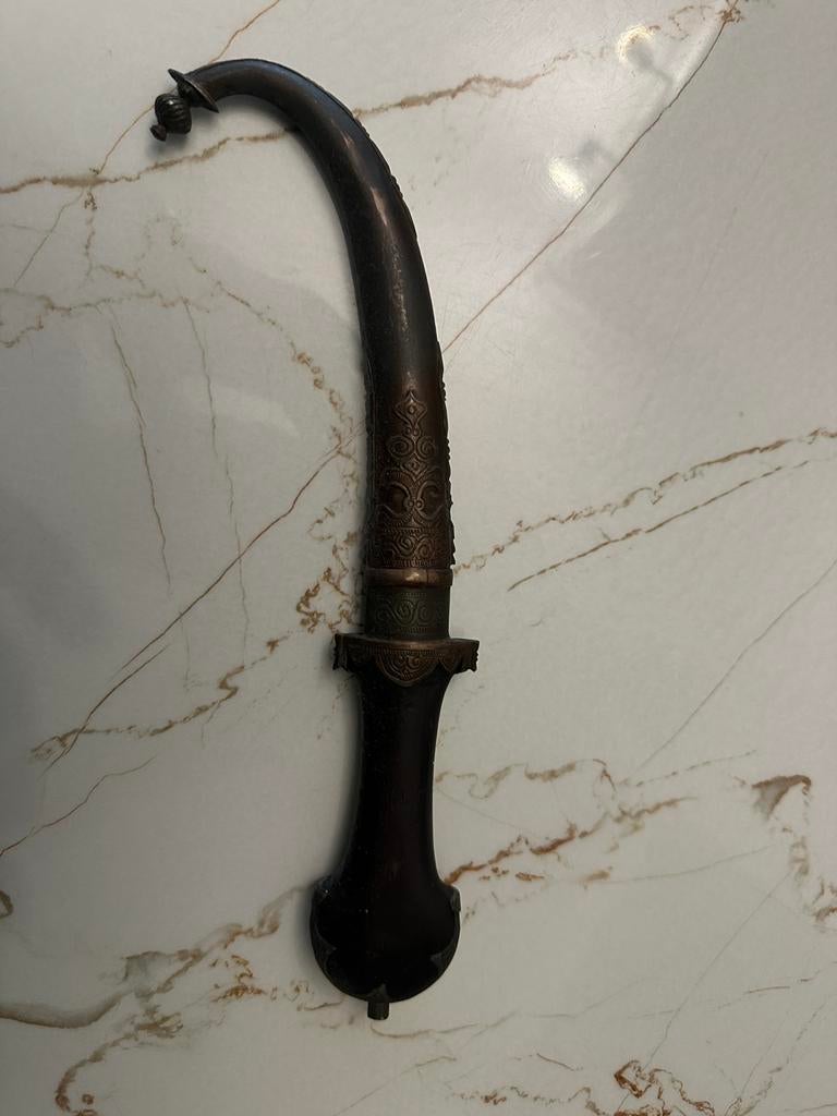 Heel oud en antieke zwaard/mes, Antiek en Kunst, Ophalen of Verzenden