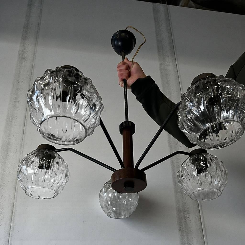 Vintage ijzeren luster / hanglamp met 5 glazen lichtpunten, Ophalen