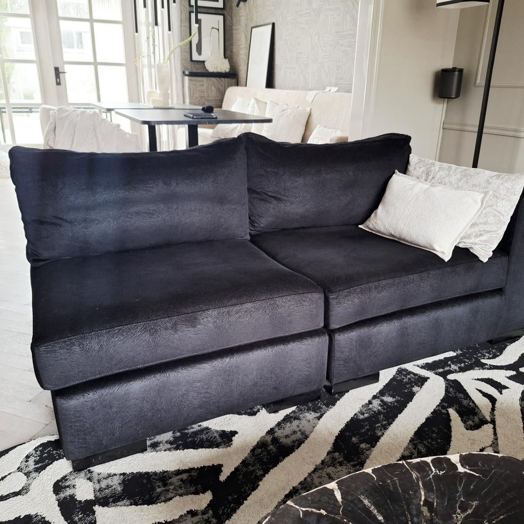 Zwarte velvet 'veren' look bank type Mercer, Huis en Inrichting, Ophalen, 150 tot 200 cm, Tweepersoons, 75 tot 100 cm