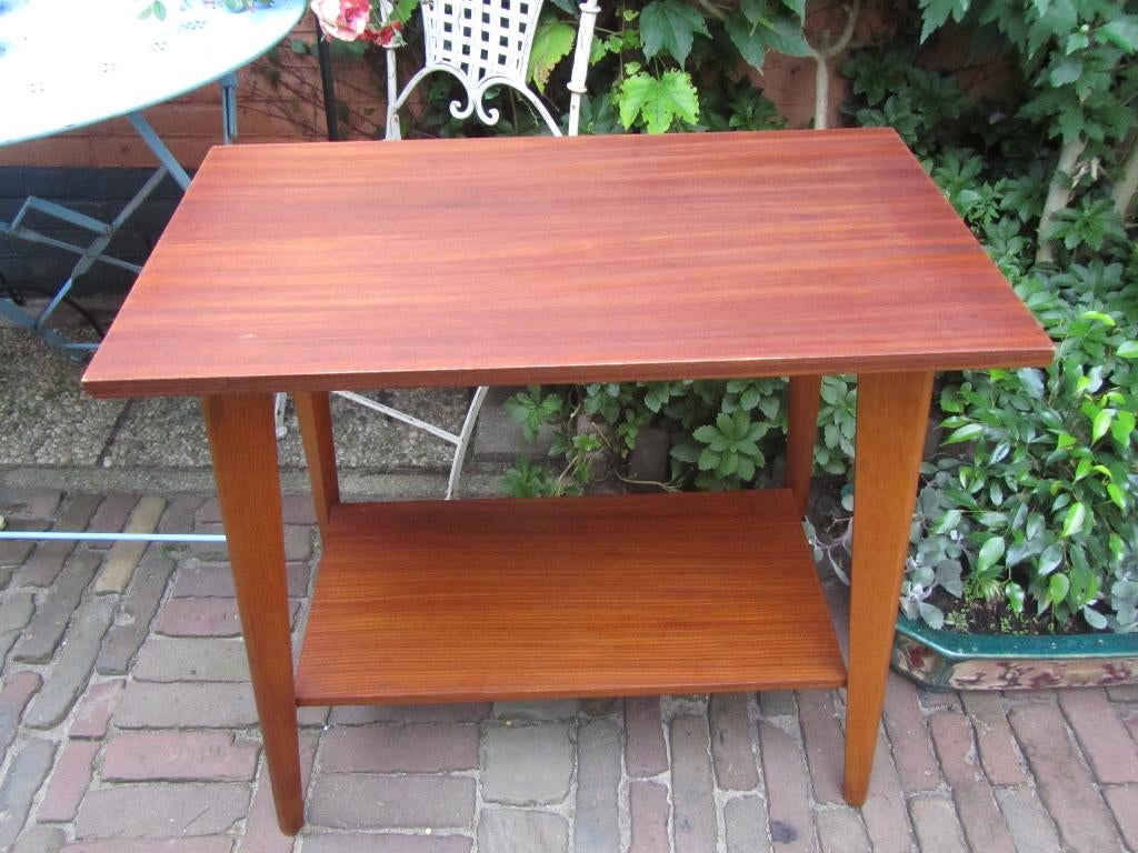 Vintage bijzettafel, Minder dan 55 cm, Gebruikt, Rechthoekig, Hout