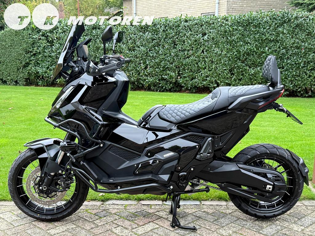 ⭐️ 2025 CUSTOM Honda XADV 750 TK BLACK EDITION TWV €24000 - foto 2