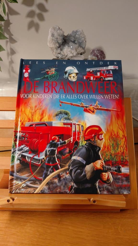 De Brandweer - Lees en Ontdek, Ophalen of Verzenden, Zo goed als nieuw, Onbekend, Non-fictie