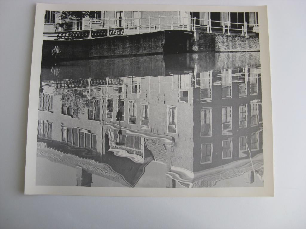 Huishoudschool op de hoek van Groenhazengracht, Verzamelen, Foto's en Prenten, Ophalen of Verzenden, Voor 1940, Zo goed als nieuw