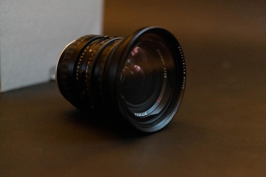 Carl Zeiss Distagon CFi 40mm f/4 FLE – Met doos, Audio, Tv en Foto, Fotografie | Lenzen en Objectieven, Zo goed als nieuw, Groothoeklens