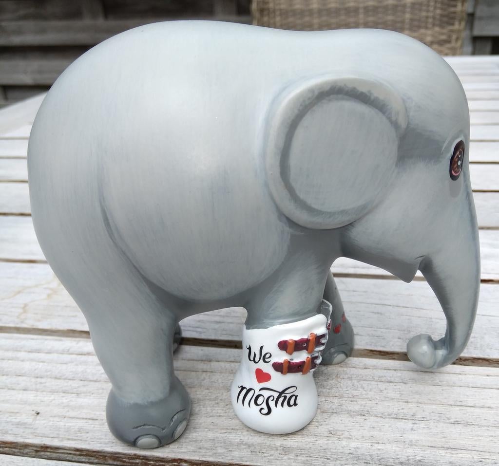 Elephant Parade Olifant "We Love Mosha Global" 10 cm hoog, Ophalen of Verzenden, Dier