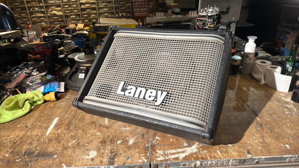 Laney monitor te koop (vintage model), Audio, Tv en Foto, Luidsprekers, Overige typen, Zo goed als nieuw, 120 watt of meer, Ophalen