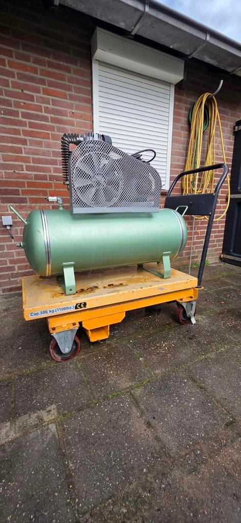 Tafellift 500KG, Ophalen