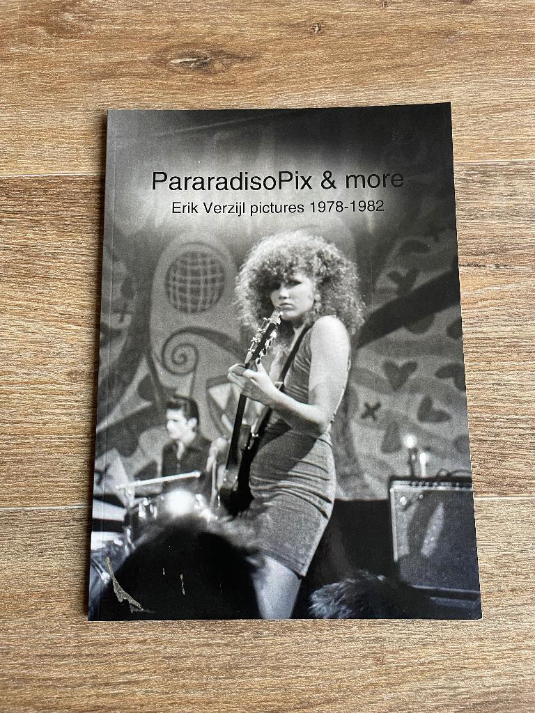 Boek ParadisoPix & More 1978-1982 (Erik Verzijl), Verzenden, Zo goed als nieuw, Boek, Tijdschrift of Artikel