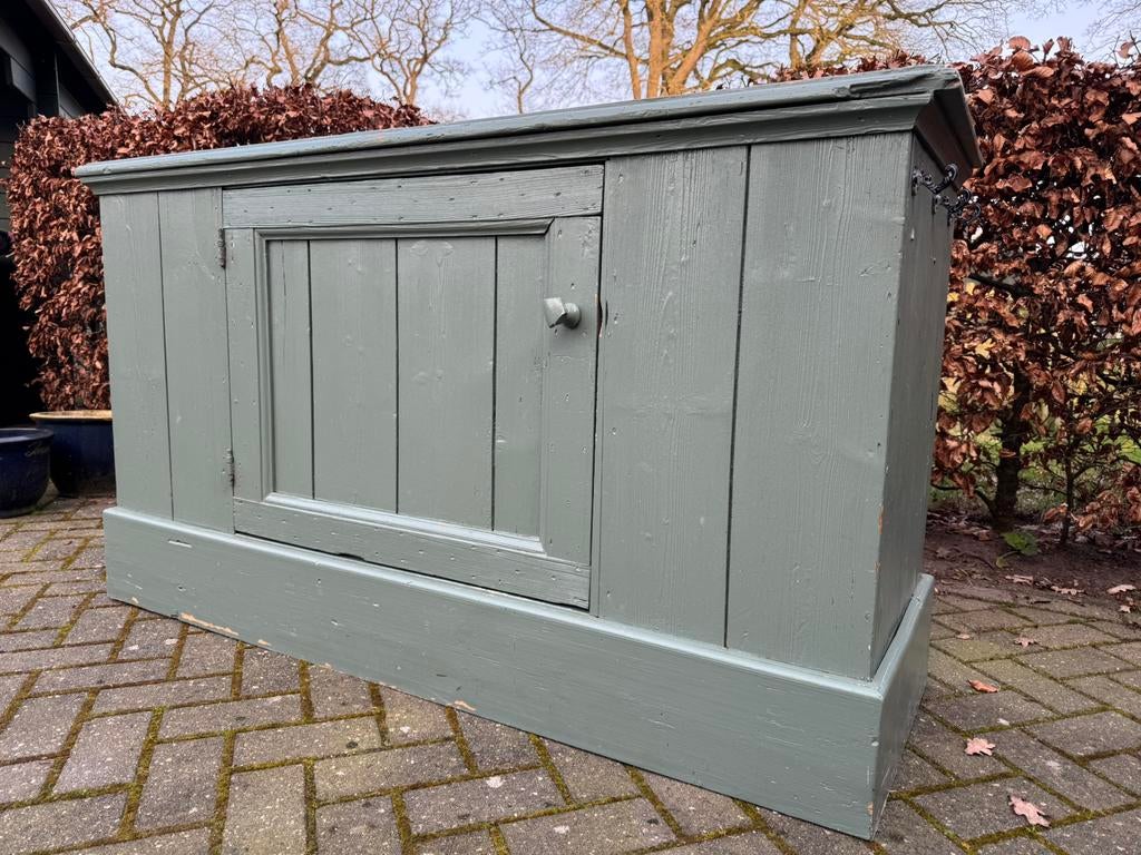 Prachtig oud dressoir, oud groen, deur, planken, massiefhout, Ophalen