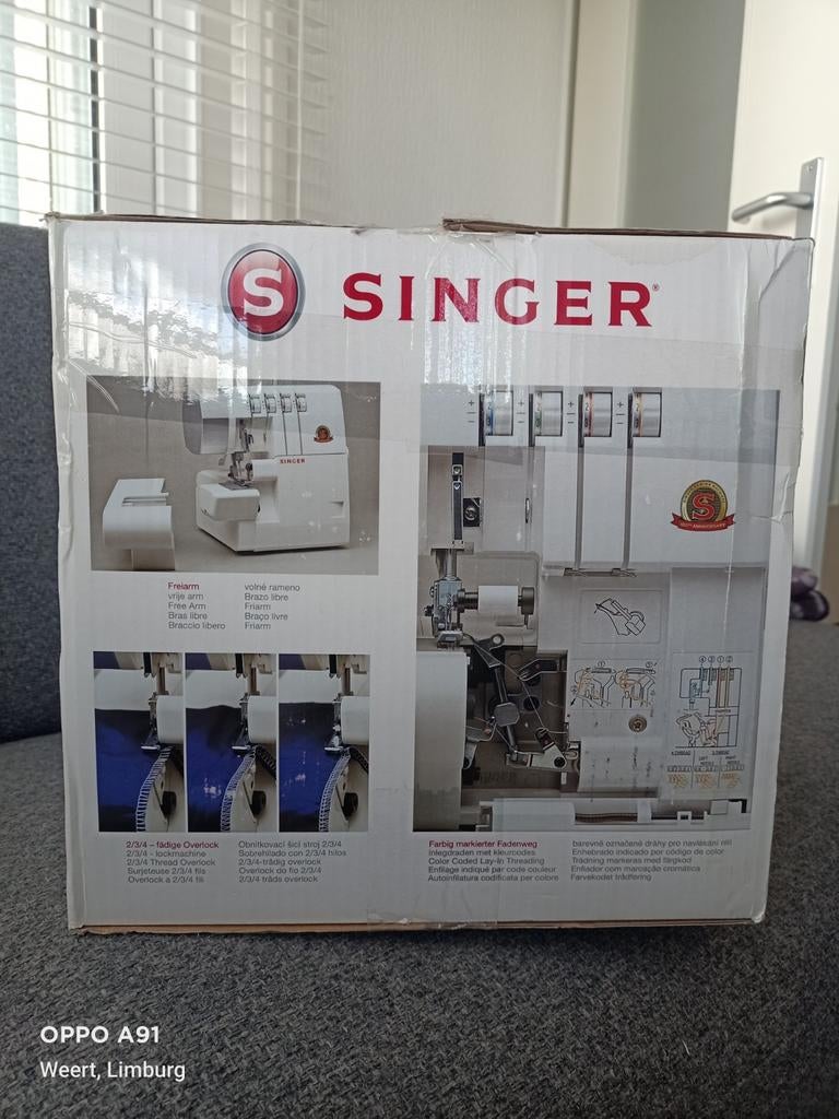Singer Overlock Machine 14SH754, Hobby en Vrije tijd, Naaimachines en Toebehoren, Ophalen of Verzenden