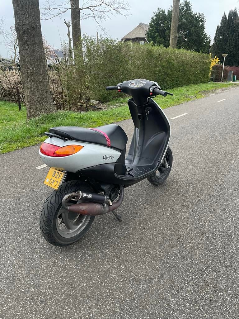 Peugeot Vivacity 50cc 2 Takt - geel kenteken - Goed werkend, Ophalen of Verzenden, Gebruikt