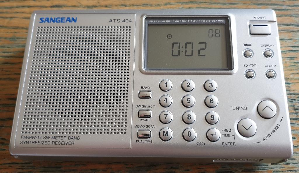 Sangean ATS404 FM/MW/14 SW meter band wereldontvanger., Ophalen of Verzenden, Zo goed als nieuw, Wereldontvanger