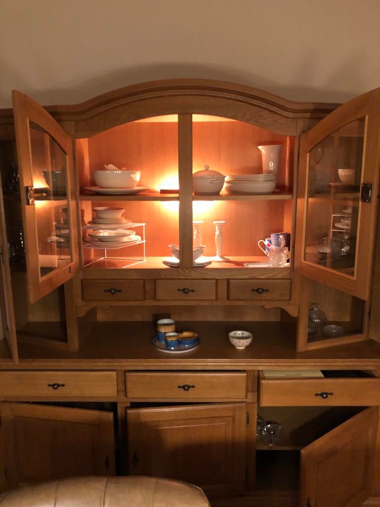Massief eikenhouten buffetkast met vitrine en lades, Ophalen, Gebruikt, 200 cm of meer, 150 tot 200 cm