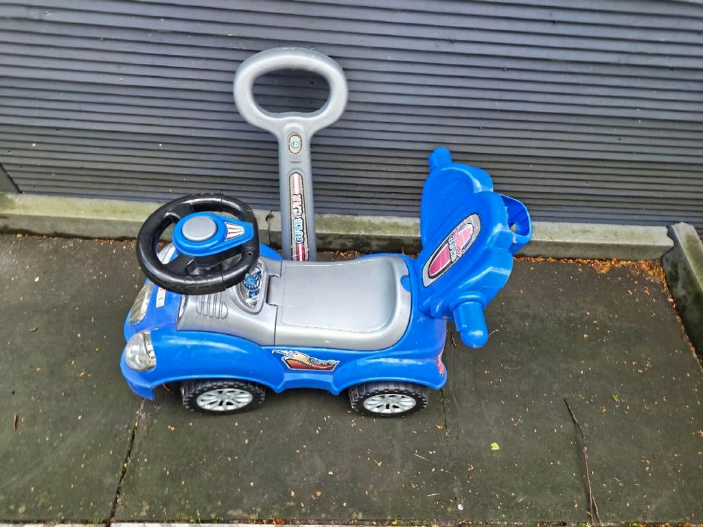 Kinder loopautotje, Ophalen