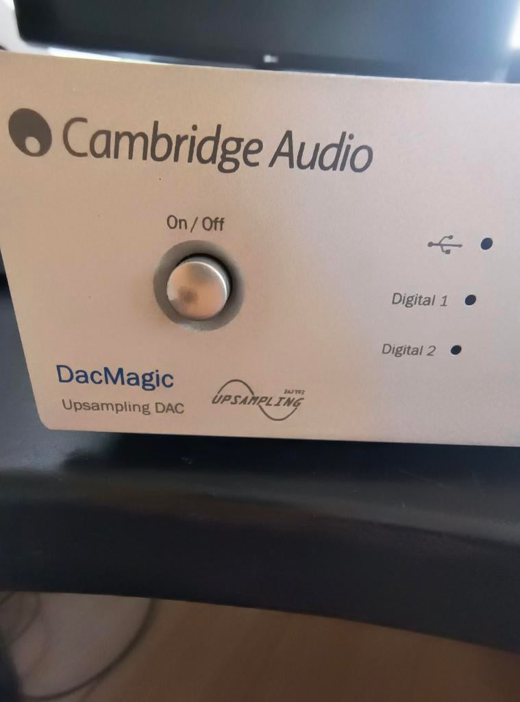 Cambridge dacmagic, Audio, Tv en Foto, Versterkers en Receivers, Ophalen of Verzenden, Zo goed als nieuw, Overige merken