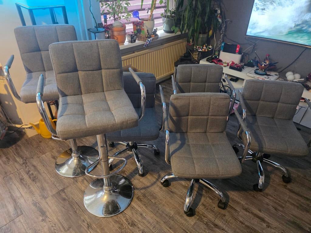 4 x Eetkamerstoelen +2 x barkrukken set, Ophalen, 90 cm of meer, Gebruikt, 5 krukken of meer