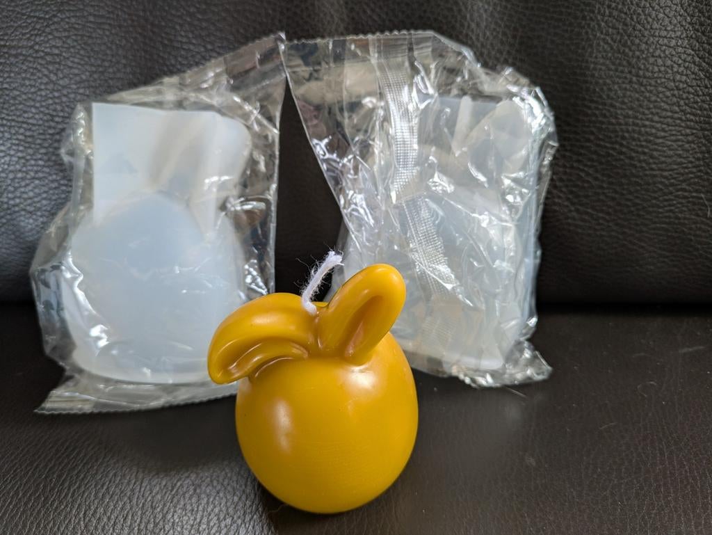 pasen Kaars mal konijn/haas, Huis en Inrichting, Woonaccessoires | Kandelaars en Kaarsen, Ophalen of Verzenden, Nieuw, Overige materialen