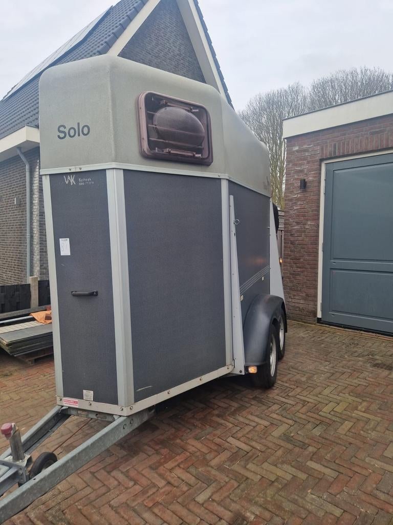 Humbaur Solo 1.5 paard trailer ( opknapper), Ophalen of Verzenden