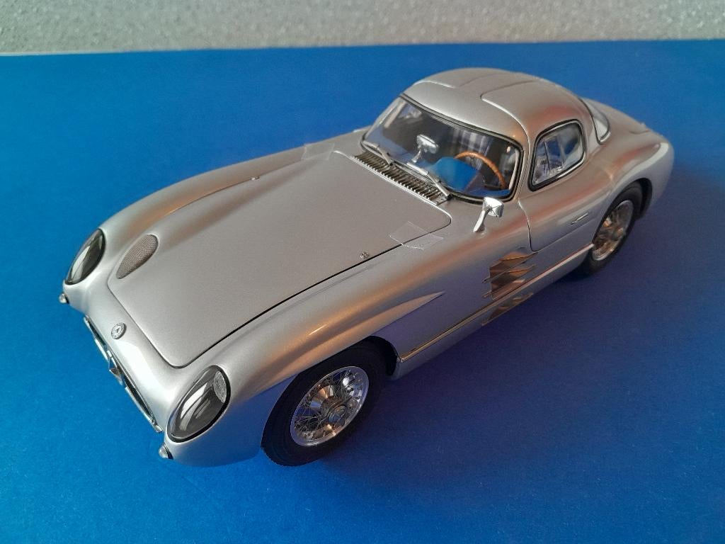 1:18 CMC M-246 Mercedes-Benz 300SLR, Uhlenhaut set, Hobby en Vrije tijd, Modelauto's | 1:18, Ophalen of Verzenden, Nieuw, Auto